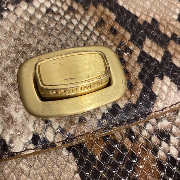 Brahmin snake print 9” crossbody w/gold tone-only callout gold closure - Picture 7 of 13